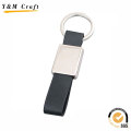 Gravar Metal Prateado e Chaveiro de Couro Preto Ym1055